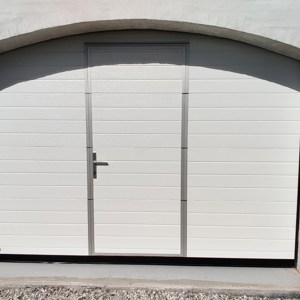 Port med gennemgangsdør fra SkjoldPorte